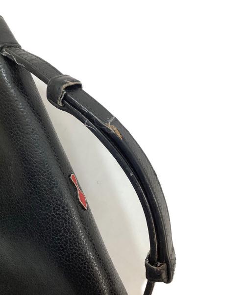 Christian Louboutin（クリスチャン・ルブタン）Christian Louboutin (クリスチャン・ルブタン) ラウンドジップ長財布 ブラックの古着・服飾アイテム