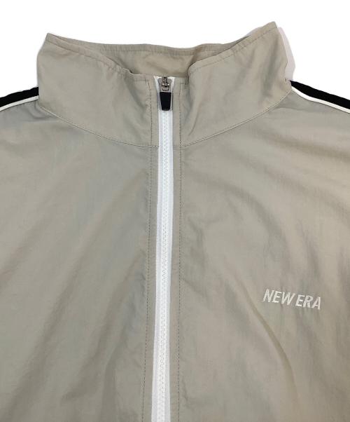 New Era（ニューエラ）New Era (ニューエラ) ナイロンジャケット ベージュ×ブラック サイズ:Lの古着・服飾アイテム