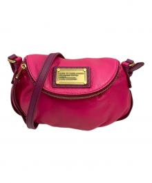 Marc by Marc Jacobs（マークバイマークジェイコブス）の古着「ショルダーバッグ」｜ショッキングピンク