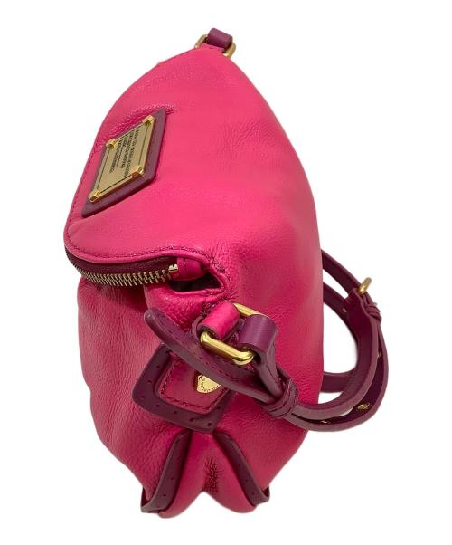 Marc by Marc Jacobs（マークバイマークジェイコブス）Marc by Marc Jacobs (マークバイマークジェイコブス) ショルダーバッグ ショッキングピンクの古着・服飾アイテム
