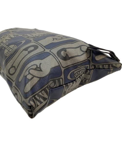 Vivienne Westwood（ヴィヴィアンウエストウッド）Vivienne Westwood (ヴィヴィアンウエストウッド) セカンドバッグ ブラック×ネイビーの古着・服飾アイテム