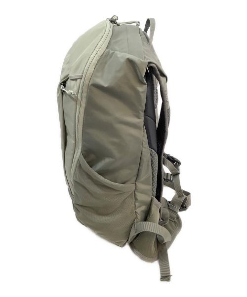 SALOMON（サロモン）SALOMON (サロモン) リュック ライトグレーの古着・服飾アイテム