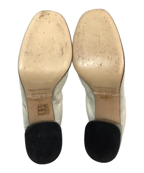 FABIO RUSCONI（ファビオルスコーニ）FABIO RUSCONI (ファビオルスコーニ) ヒールパンプス ホワイト サイズ:23.5cmの古着・服飾アイテム