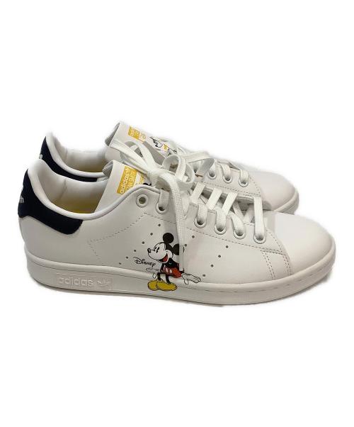 adidas（アディダス）adidas (アディダス) DISNEY (ディズニー) スニーカー ホワイト サイズ: 25cm 未使用品の古着・服飾アイテム
