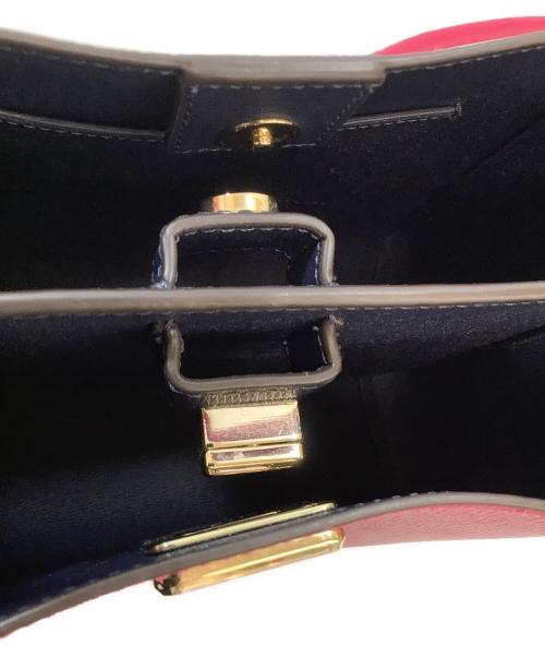 Kate Spade（ケイトスペード）Kate Spade (ケイトスペード) 2WAYバッグ ショッキングピンクの古着・服飾アイテム