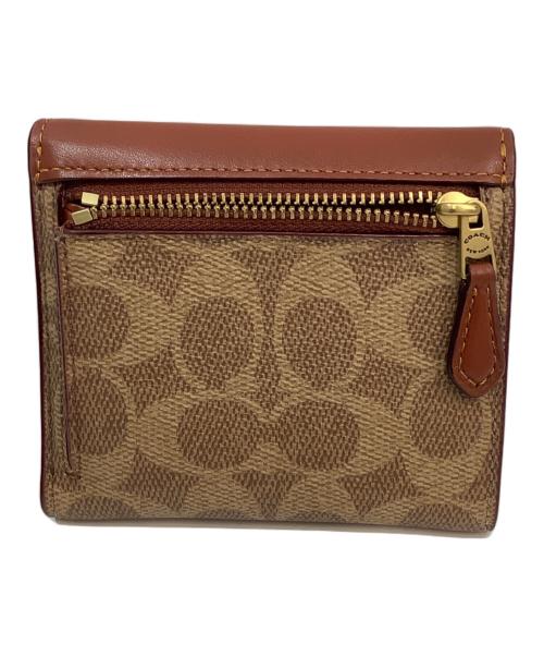 COACH（コーチ）COACH (コーチ) 3つ折り財布 ベージュの古着・服飾アイテム