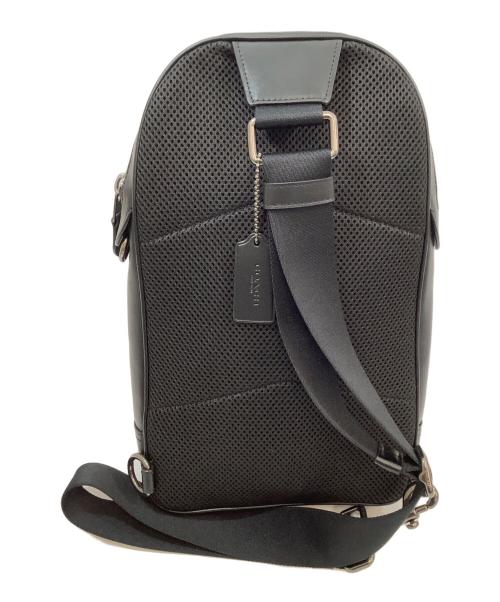 COACH（コーチ）COACH (コーチ) ボディバッグ ベージュ×ブラックの古着・服飾アイテム
