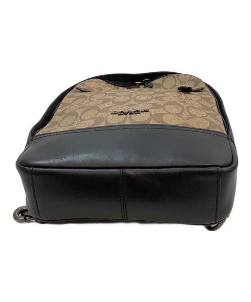 COACH（コーチ）COACH (コーチ) ボディバッグ ベージュ×ブラックの古着・服飾アイテム