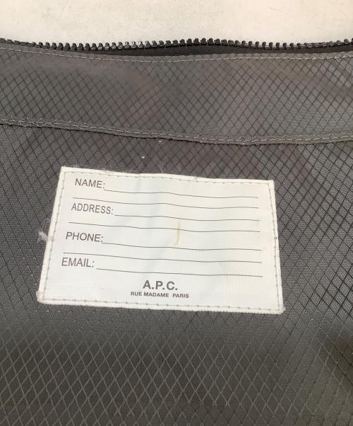 A.P.C.（アーペーセー）A.P.C. (アーペーセー) ショルダーバッグ グレーの古着・服飾アイテム