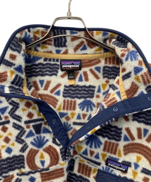 Patagonia（パタゴニア）Patagonia (パタゴニア) アノラックパーカー ホワイト×ブルー サイズ:Lの古着・服飾アイテム