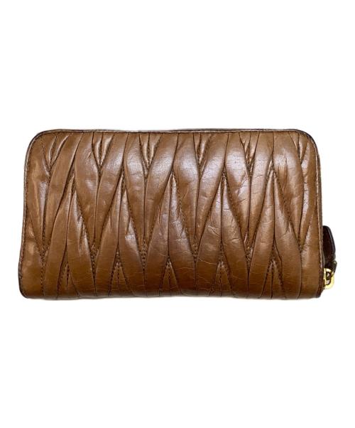 MIU MIU（ミュウミュウ）MIU MIU (ミュウミュウ) 長財布 ブラウンの古着・服飾アイテム