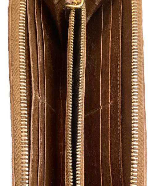 MIU MIU（ミュウミュウ）MIU MIU (ミュウミュウ) 長財布 ブラウンの古着・服飾アイテム