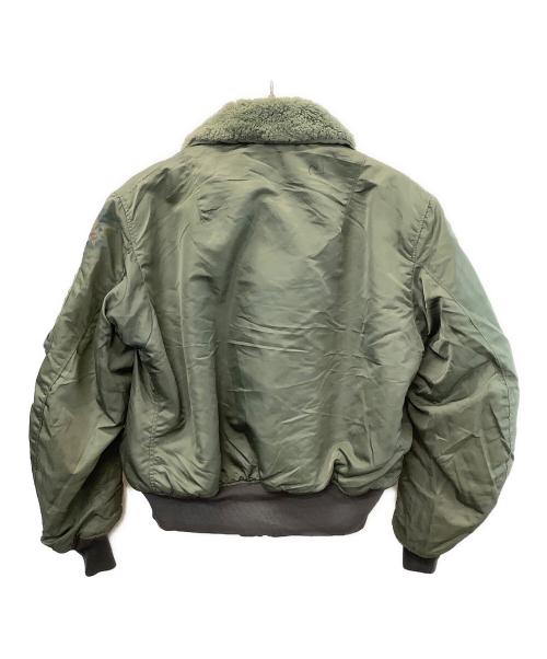 ALPHA INDUSTRIES（アルファインダストリーズ）ALPHA INDUSTRIES (アルファインダストリーズ) フライトジャケット オリーブ サイズ:40の古着・服飾アイテム