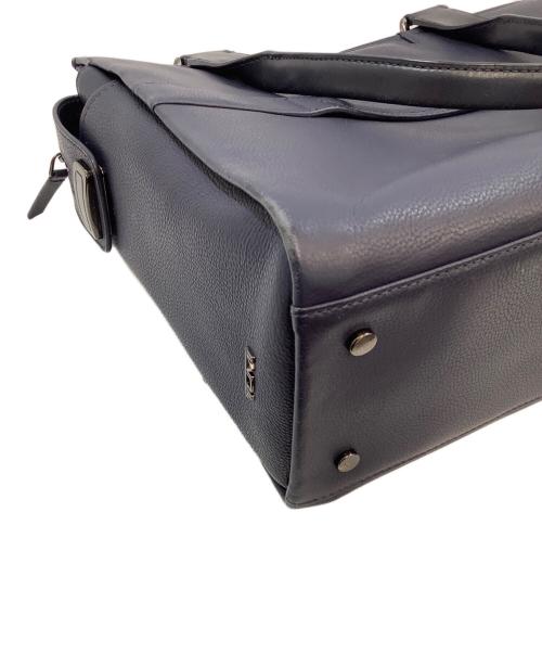 TUMI（トゥミ）TUMI (トゥミ) ビジネスバッグ ネイビーの古着・服飾アイテム