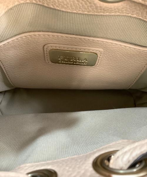 FURLA（フルラ）FURLA (フルラ) 巾着ショルダーバッグ ベージュの古着・服飾アイテム