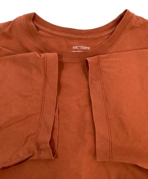 ARC'TERYX（アークテリクス）ARC'TERYX (アークテリクス) 半袖カットソー オレンジ サイズ:記載なしの古着・服飾アイテム