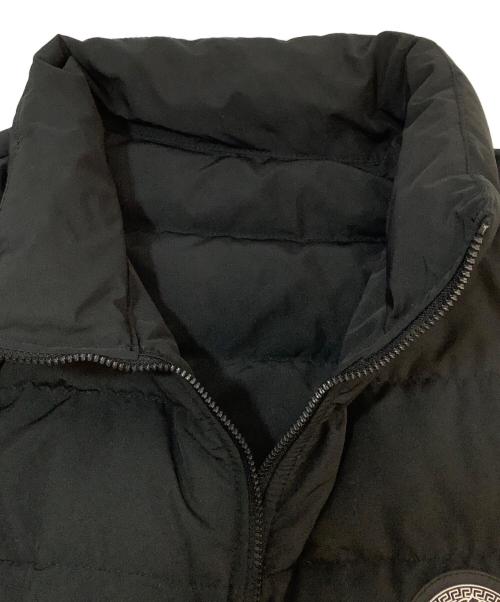 VERSACE（ヴェルサーチェ）VERSACE (ヴェルサーチェ) ダウンジャケット ブラック サイズ:48の古着・服飾アイテム