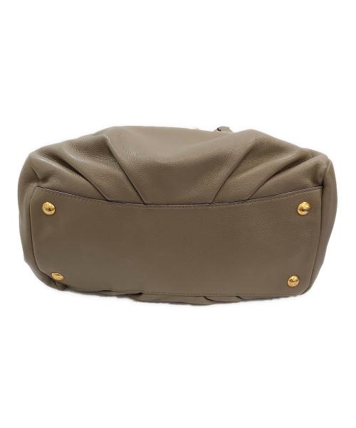 Marc by Marc Jacobs（マークバイマークジェイコブス）Marc by Marc Jacobs (マークバイマークジェイコブス) ハンドバッグ ブラウンの古着・服飾アイテム