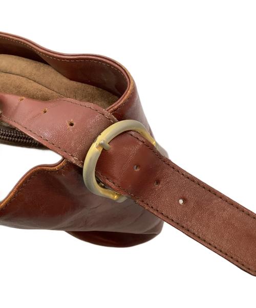 HIROFU（ヒロフ）HIROFU (ヒロフ) ハンドバッグ レッドの古着・服飾アイテム