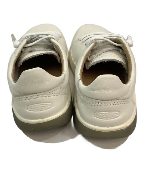 KEEN（キーン）KEEN (キーン) ローカットスニーカー ホワイト サイズ:27cmの古着・服飾アイテム