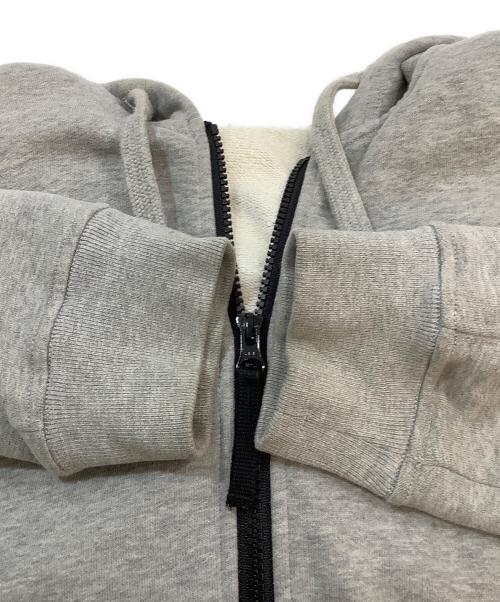 STONE ISLAND（ストーンアイランド）STONE ISLAND (ストーンアイランド) ジップパーカー グレー サイズ:Mの古着・服飾アイテム