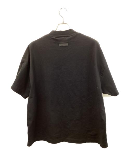 FOG ESSENTIALS（フィアオブゴッド エッセンシャル）FOG ESSENTIALS (フィアオブゴッド エッセンシャル) 半袖カットソー ブラック サイズ:XSの古着・服飾アイテム