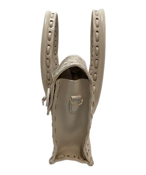 Carving Tribes（カービングトライブス）Carving Tribes (カービングトライブス) ショルダーバッグ アイボリーの古着・服飾アイテム