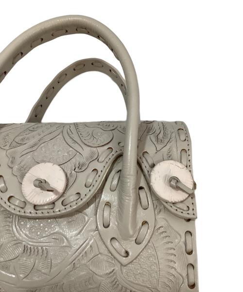 Carving Tribes（カービングトライブス）Carving Tribes (カービングトライブス) ショルダーバッグ アイボリーの古着・服飾アイテム