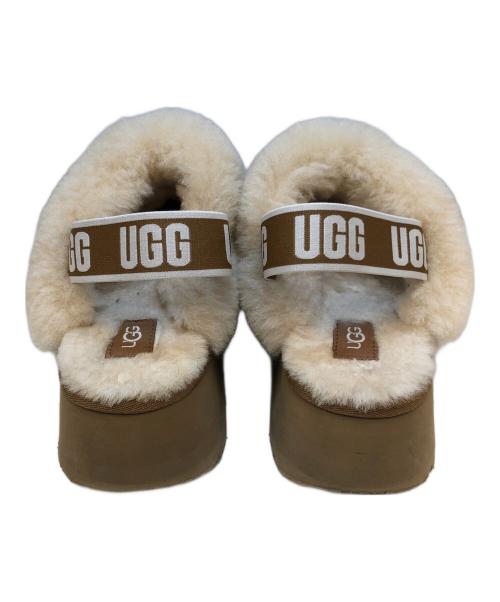 UGG（アグ）UGG (アグ) 厚底サンダル ベージュ サイズ:23の古着・服飾アイテム