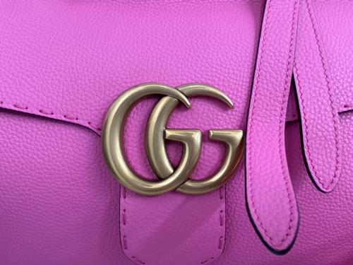 GUCCI（グッチ）GUCCI (グッチ) 2WAYバッグ ショッキングピンクの古着・服飾アイテム