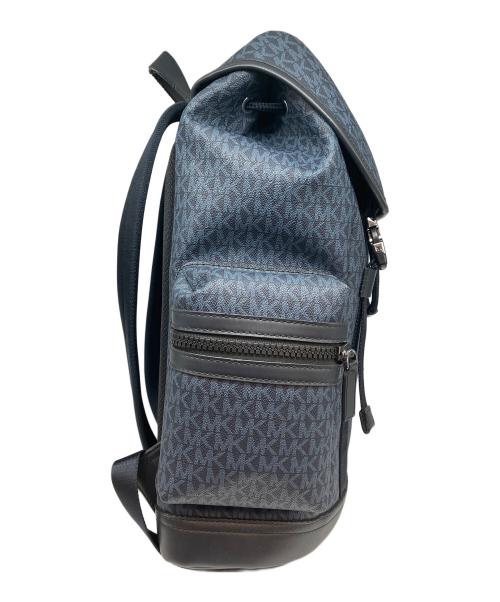 MICHAEL KORS（マイケルコース）MICHAEL KORS (マイケルコース) リュック ブラック×ネイビーの古着・服飾アイテム