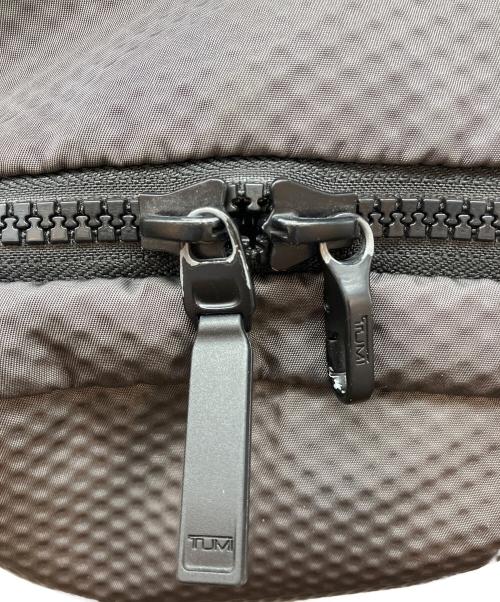 TUMI（トゥミ）TUMI (トゥミ) リュック グレーの古着・服飾アイテム