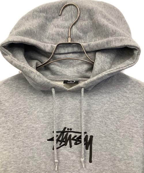 stussy（ステューシー）stussy (ステューシー) Stock Logo App Hoodie グレー サイズ:Mの古着・服飾アイテム