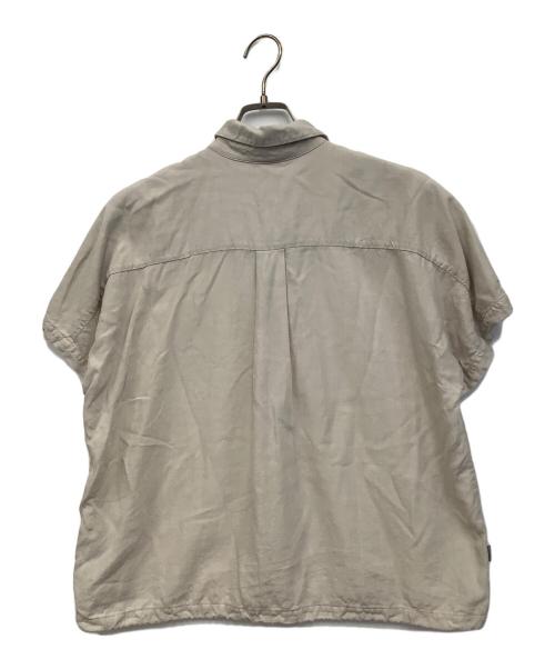HOUDINI（フーディニ）HOUDINI (フーディニ) 半袖シャツ ライトグレー サイズ:Mの古着・服飾アイテム