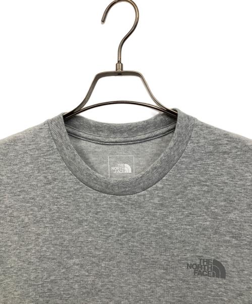 THE NORTH FACE（ザ ノース フェイス）THE NORTH FACE (ザ ノース フェイス) ロングスリーブバックスクエアロゴティー グレー サイズ:Mの古着・服飾アイテム
