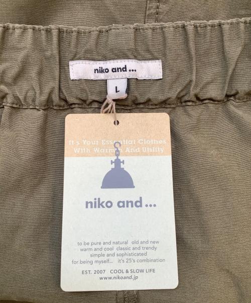 niko and（ニコアンド）niko and (ニコアンド) ポケットZIPジャンスカ オリーブ サイズ:L 未使用品の古着・服飾アイテム