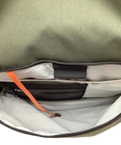 Pakt（パックト）Pakt (パックト) Travel Backpack　35L ブラック×グリーンの古着・服飾アイテム