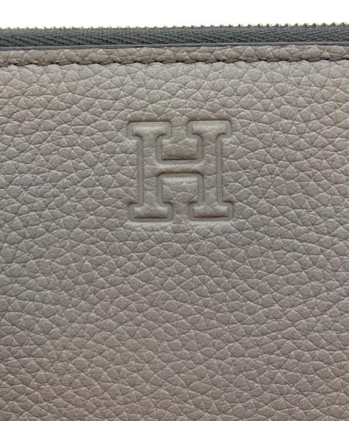 HIROFU（ヒロフ）HIROFU (ヒロフ) ピウメノスリム長財布 グレー 未使用品の古着・服飾アイテム