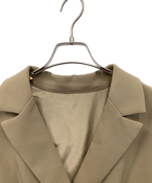 Louren（ローレン）Louren (ローレン) バックスリットテーラードジャケット ベージュ サイズ:M 未使用品の古着・服飾アイテム