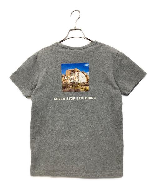 THE NORTH FACE（ザ ノース フェイス）THE NORTH FACE (ザ ノース フェイス) S/S Square Logo Joshua Tree Tee グレー サイズ:Lの古着・服飾アイテム
