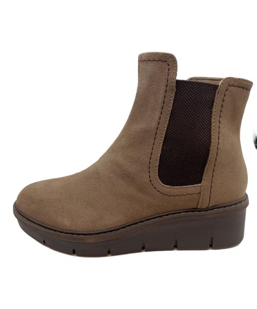 CLARKS（クラークス）CLARKS (クラークス) サイドゴアシューズ ベージュ サイズ:UK5Dの古着・服飾アイテム