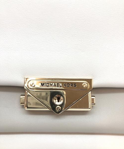 MICHAEL KORS（マイケルコース）MICHAEL KORS (マイケルコース) ショルダーバッグ アイボリーの古着・服飾アイテム