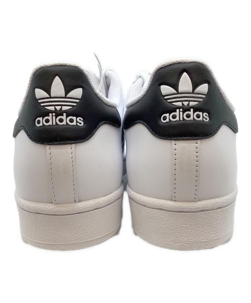 adidas（アディダス）adidas (アディダス) SUPER STAR (スーパースター) ローカットスニーカー ブラック×ホワイト サイズ:27 未使用品の古着・服飾アイテム
