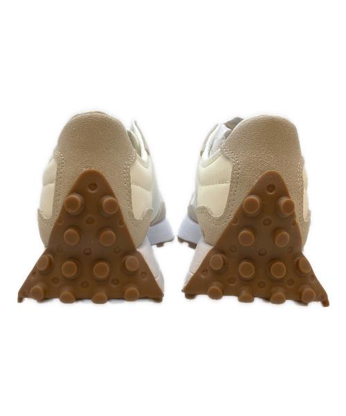 NEW BALANCE（ニューバランス）NEW BALANCE (ニューバランス) スニーカー アイボリー×ベージュ サイズ:24.5の古着・服飾アイテム