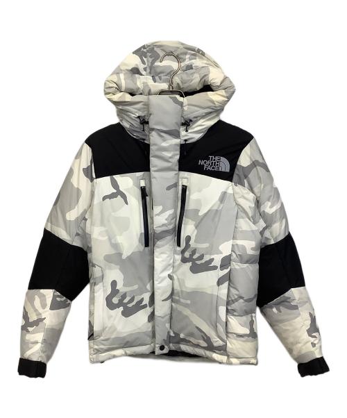THE NORTH FACE（ザ ノース フェイス）THE NORTH FACE (ザ ノース フェイス) ノベルティバルトロライトダウンジャケット グレー×ホワイト サイズ:Sの古着・服飾アイテム