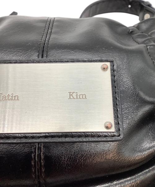 Matin Kim（マーティン キム）Matin Kim (マーティン キム) HALF SHIRRING RIBBON ROUND BAG ブラックの古着・服飾アイテム