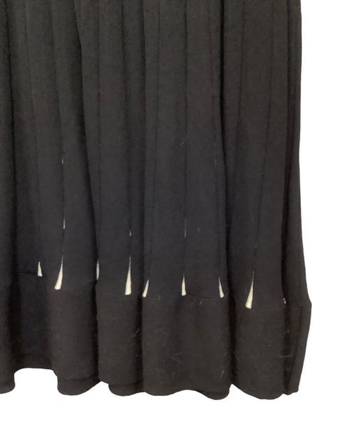 ISSEY MIYAKE（イッセイミヤケ）ISSEY MIYAKE (イッセイミヤケ) アクションプリーツ ロングワンピース ブラック サイズ:2の古着・服飾アイテム