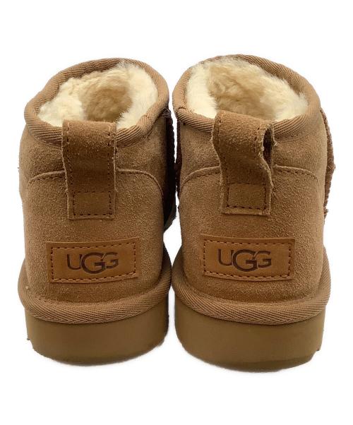 UGG（アグ）UGG (アグ) クラシック ウルトラ ミニ ベージュ サイズ:24の古着・服飾アイテム