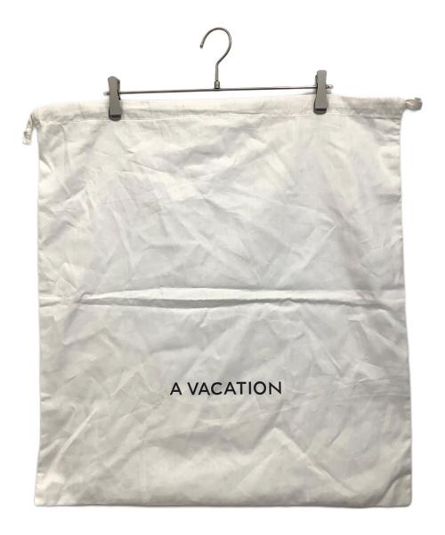 A VACATION（ア ヴァケーション）A VACATION (ア ヴァケーション) ショルダーバッグ ホワイトの古着・服飾アイテム