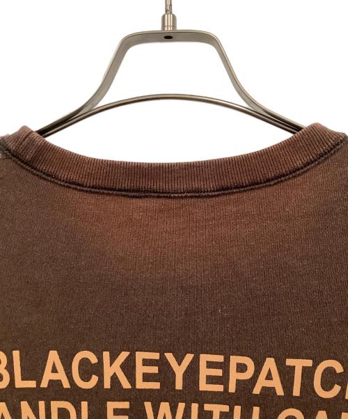 BlackEyePatch（ブラックアイパッチ）BlackEyePatch (ブラックアイパッチ) 裏起毛スウェット ブラウン サイズ:XLの古着・服飾アイテム